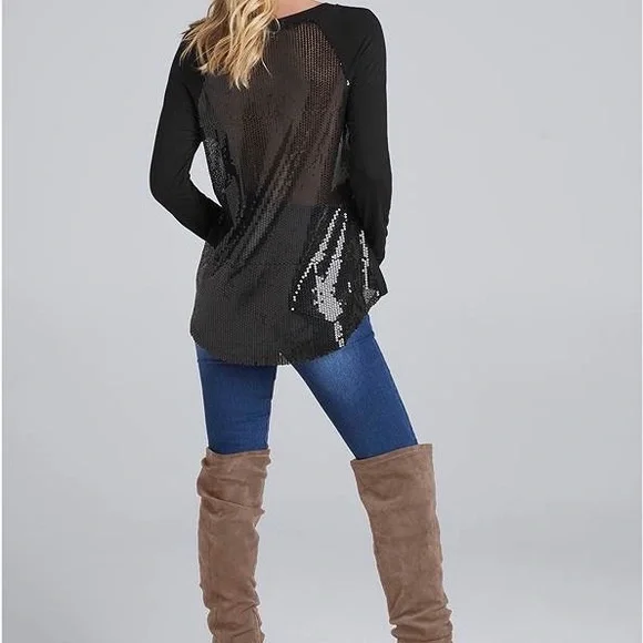 💓Firm Price💓 no offer will be sent out 🙏🙏Sequin Back Top black color size XS - Picture 3 of 7